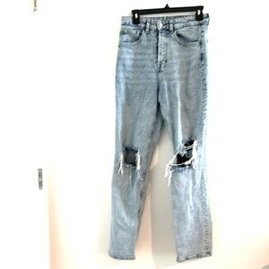 H&M Divided Size 6 Distressed Light Blue Women's Jeans